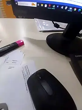 Snapshot of kiss_like_choco11 chatting on 02/09/26, 01:04 kiss like choco11 online show from 02/09/26, 01:04