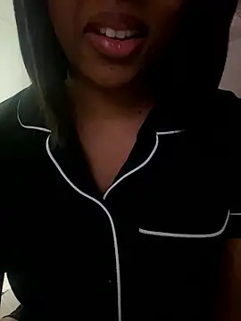 Snapshot of Sipsdoll chatting on 01/15/26, 06:22 Sipsdoll online show from 01/15/26, 06:22