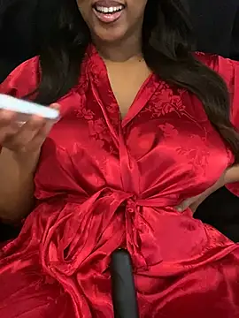 Snapshot of Sipsdoll chatting on 02/15/26, 08:46 Sipsdoll online show from 02/15/26, 08:46