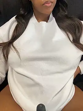 Snapshot of Sipsdoll chatting on 02/16/26, 07:48 Sipsdoll online show from 02/16/26, 07:48