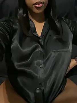 Snapshot of Sipsdoll chatting on 02/24/26, 06:33 Sipsdoll online show from 02/24/26, 06:33