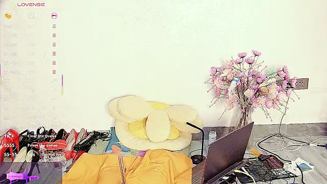 Solsken  online show from 10/10/25, 08:35