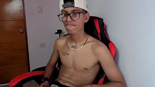 Snapshot of sung_yol chatting on 03/08/26, 07:39 sung yol online show from 03/08/26, 07:39