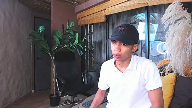 AlanCutee online show from 11/23/25, 11:54