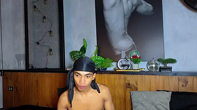Snapshot of AlanCutee chatting on 05/06/26, 12:10 AlanCutee online show from 05/06/26, 12:10