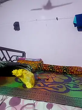 Snapshot of Cute-Swewty chatting on 03/06/26, 12:45 Cute-Swewty online show from 03/06/26, 12:45