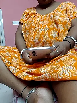 Snapshot of Cute-Swewty chatting on 06/21/26, 02:08 Cute-Swewty online show from 06/21/26, 02:08
