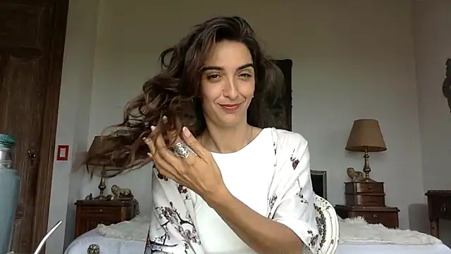 venuslibre online show from 11/02/25, 12:51