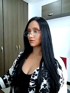 Esmeralda333 online show from 10/14/25, 01:12