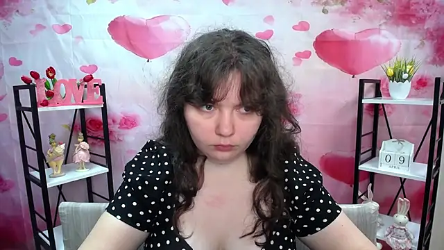 NeonilaLisova online show from 04/09/26, 05:18