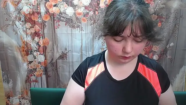 NeonilaLisova online show from 05/12/26, 11:07