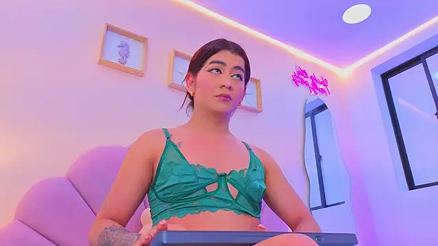  Grace turner  online show from 10/04/25, 12:14