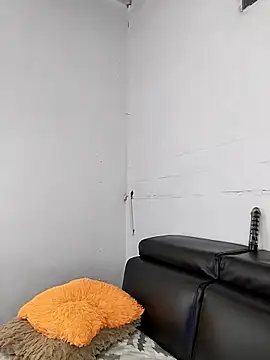 Snapshot of Nahomy_cm chatting on 10/07/25, 07:44 Nahomy cm online show from 10/07/25, 07:44