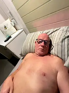 Snapshot of philefc chatting on 01/07/26, 09:50 philefc online show from 01/07/26, 09:50