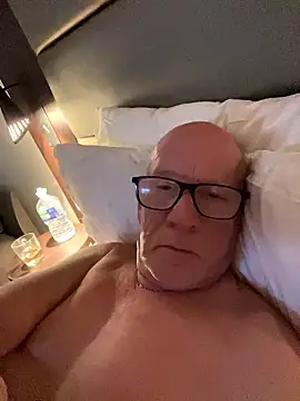 Snapshot of philefc chatting on 01/09/26, 09:49 philefc online show from 01/09/26, 09:49