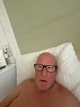 Snapshot of philefc chatting on 01/12/26, 09:47 philefc online show from 01/12/26, 09:47