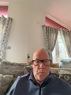 Snapshot of philefc chatting on 01/19/26, 09:57 philefc online show from 01/19/26, 09:57