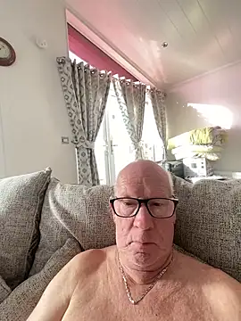 Snapshot of philefc chatting on 03/05/26, 09:38 philefc online show from 03/05/26, 09:38