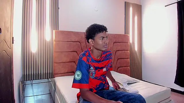 FYKMOR 1 online show from 09/15/25, 03:50