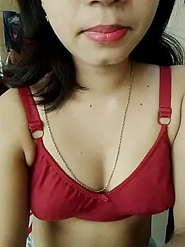Snapshot of Sweet_Bindika07 chatting on 10/11/25, 06:23 Sweet Bindika07 online show from 10/11/25, 06:23