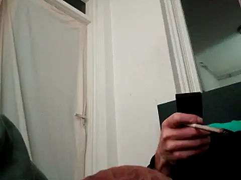 Snapshot of handsome8inchh chatting on 11/01/25, 12:12 handsome8inchh online show from 11/01/25, 12:12