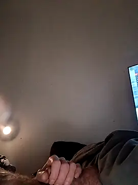 Snapshot of handsome8inchh chatting on 11/22/25, 04:44 handsome8inchh online show from 11/22/25, 04:44