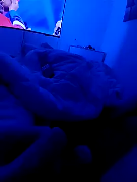 Snapshot of handsome8inchh chatting on 03/15/26, 02:28 handsome8inchh online show from 03/15/26, 02:28