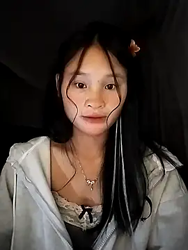 Snapshot of saronla_03 chatting on 09/29/25, 02:00 saronla 03 online show from 09/29/25, 02:00
