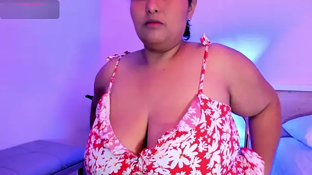 BellaNixs online show from 09/16/25, 02:56