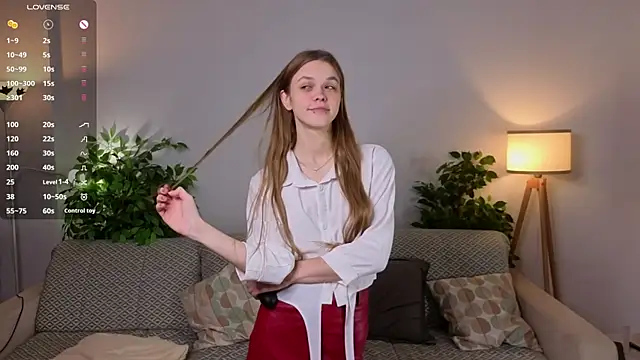 Snapshot of TomokoRocha chatting on 11/25/25, 11:10 TomokoRocha online show from 11/25/25, 11:10