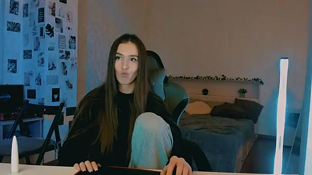 Snapshot of yourrdanceteacher chatting on 10/13/25, 07:25 yourrdanceteacher online show from 10/13/25, 07:25