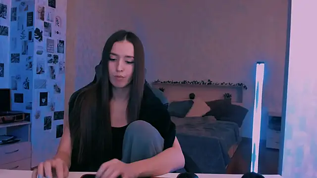 Snapshot of yourrdanceteacher chatting on 10/26/25, 07:42 yourrdanceteacher online show from 10/26/25, 07:42