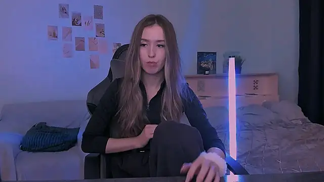 Snapshot of yourrdanceteacher chatting on 11/08/25, 08:18 yourrdanceteacher online show from 11/08/25, 08:18