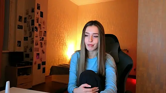 Snapshot of yourrdanceteacher chatting on 12/18/25, 08:48 yourrdanceteacher online show from 12/18/25, 08:48