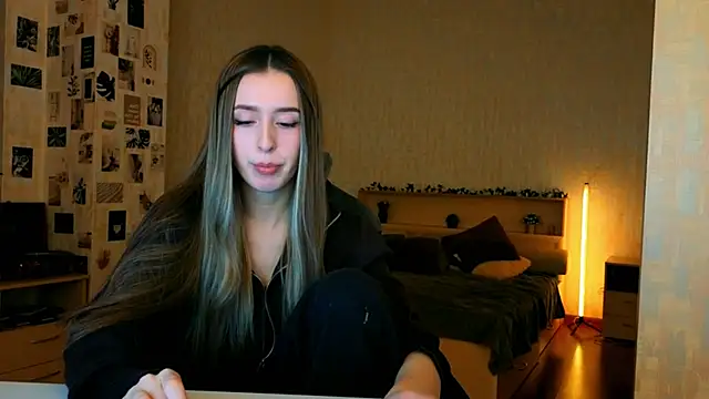 Snapshot of yourrdanceteacher chatting on 01/15/26, 07:39 yourrdanceteacher online show from 01/15/26, 07:39