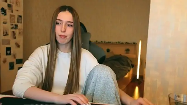 Snapshot of yourrdanceteacher chatting on 02/21/26, 08:21 yourrdanceteacher online show from 02/21/26, 08:21