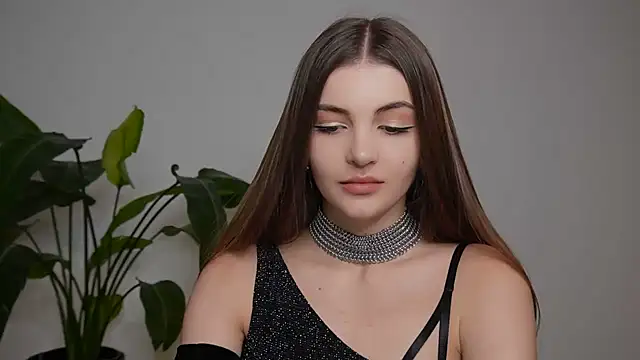 Snapshot of MayTease chatting on 09/28/25, 07:08 MayTease online show from 09/28/25, 07:08