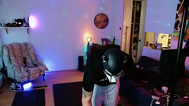 Snapshot of puptank chatting on 09/12/25, 02:11 puptank online show from 09/12/25, 02:11