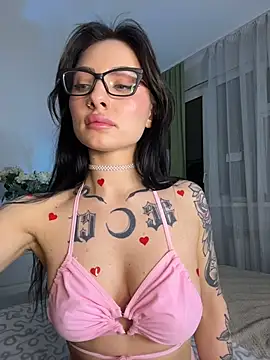 Snapshot of kaonasssiii chatting on 02/14/26, 05:10 kaonasssiii online show from 02/14/26, 05:10