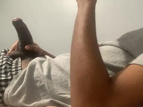 Snapshot of Insurance-03 chatting on 10/23/25, 02:05 Insurance-03 online show from 10/23/25, 02:05