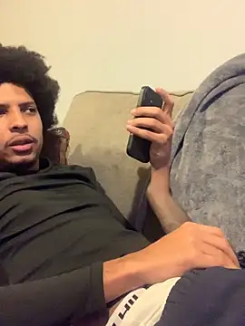 Snapshot of Insurance-03 chatting on 11/27/25, 05:31 Insurance-03 online show from 11/27/25, 05:31