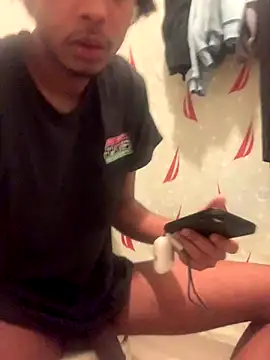 Snapshot of Insurance-03 chatting on 12/01/25, 11:10 Insurance-03 online show from 12/01/25, 11:10