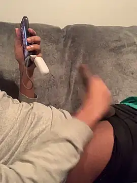 Snapshot of Insurance-03 chatting on 12/18/25, 06:41 Insurance-03 online show from 12/18/25, 06:41