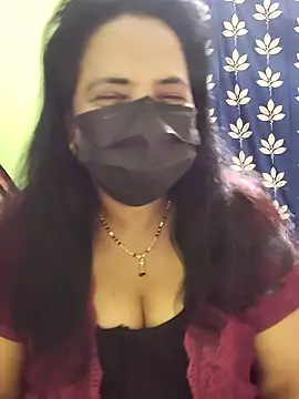 mallu-lover online show from 10/11/25, 05:22