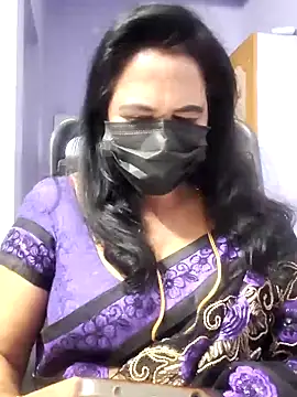 mallu-lover online show from 11/07/25, 02:00