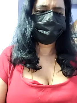 mallu-lover online show from 02/11/26, 11:54