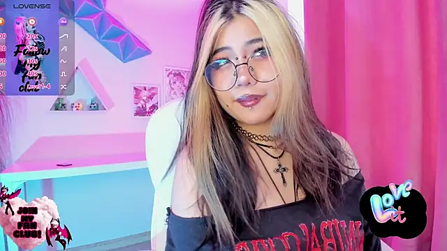 pinkk deemon online show from 11/21/25, 02:27