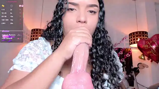 emily perezz online show from 02/13/26, 07:54