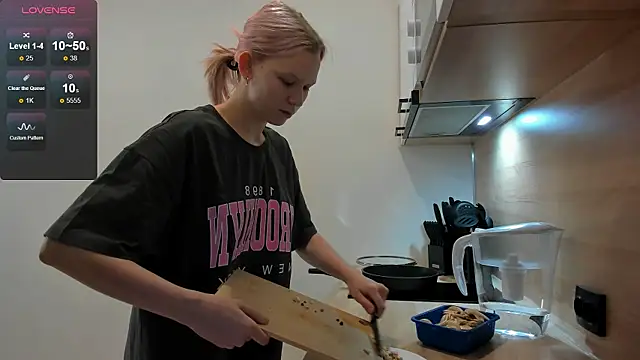  Gentle Angel Melissa  online show from 10/10/25, 04:06