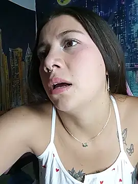 CharlotteSex  online show from 06/25/26, 05:56